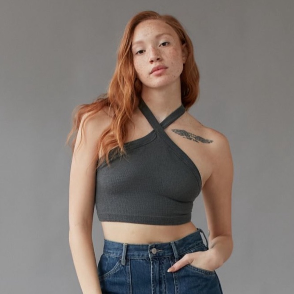 NWT UO Emilia Waffle Seamless Y-Neck Bra Top Size M/L